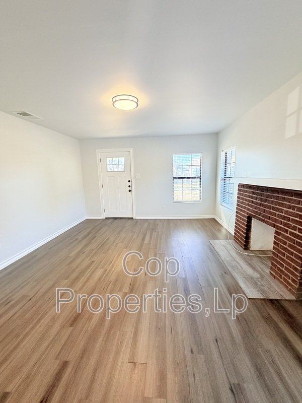 Bright property image