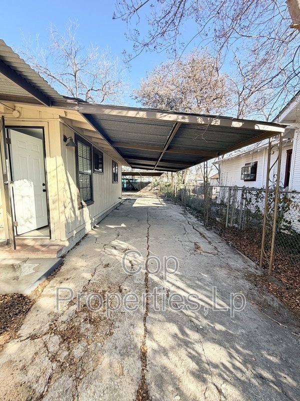 Bright property image