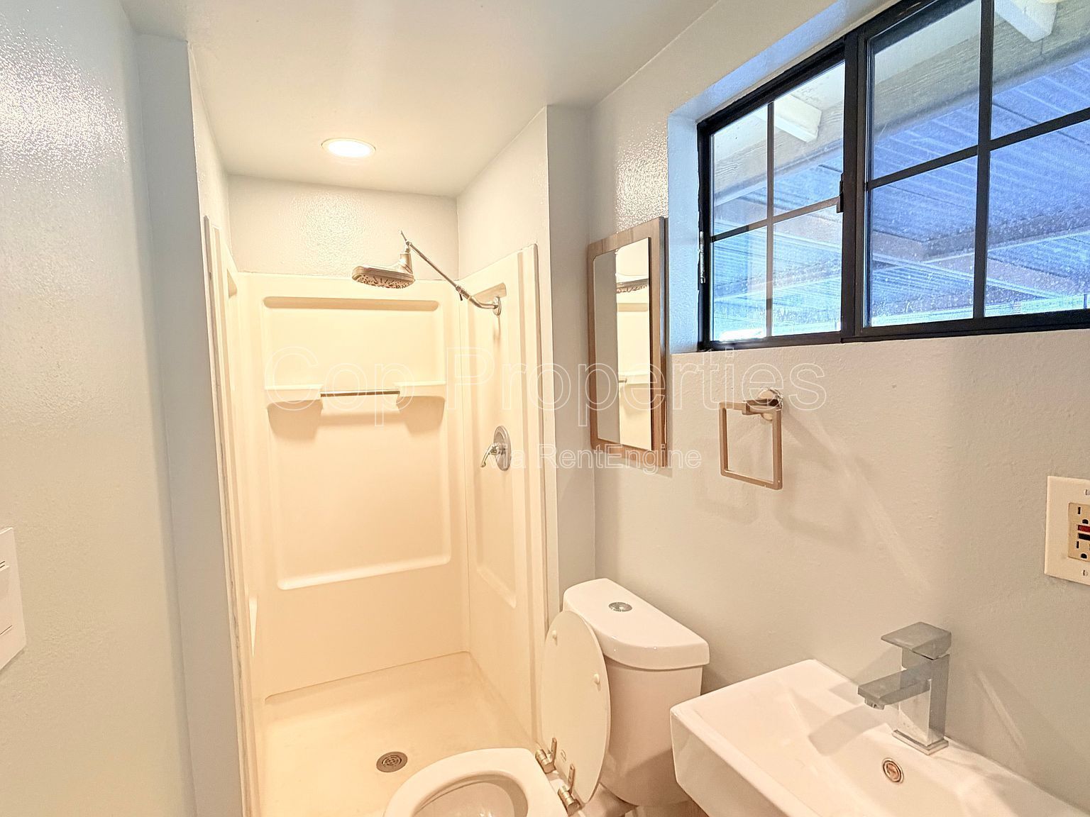 255 Cumberland Road property image