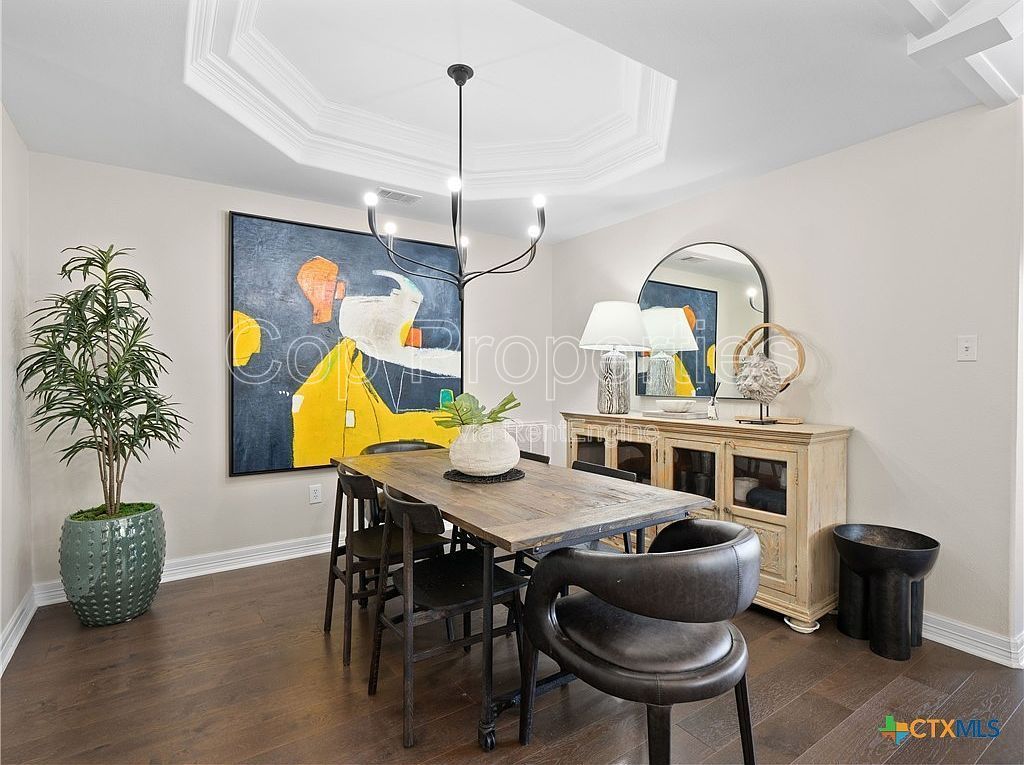 321 Village View Drive property image