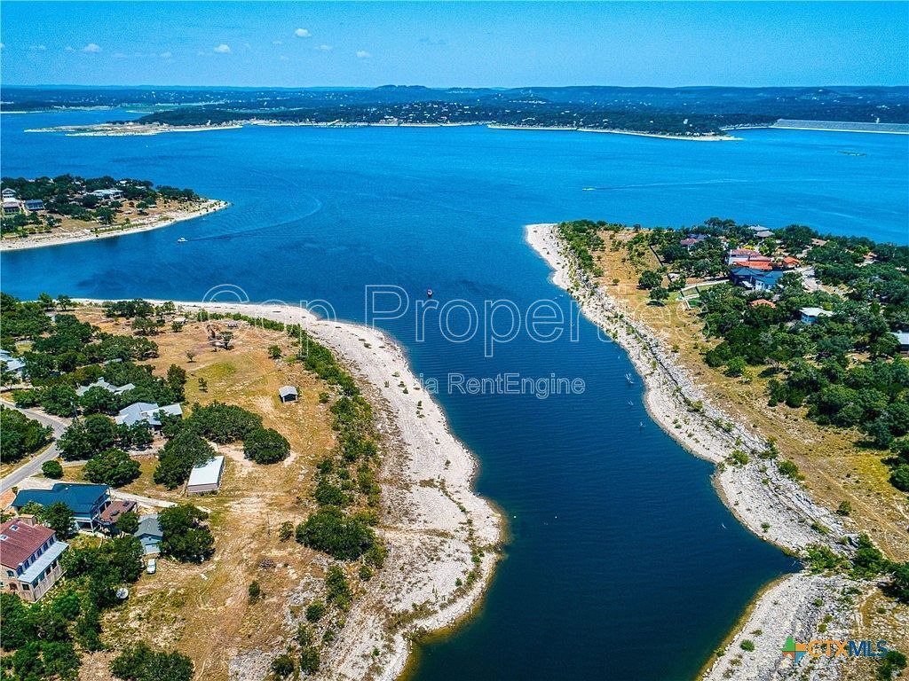 321 Village View Drive property image