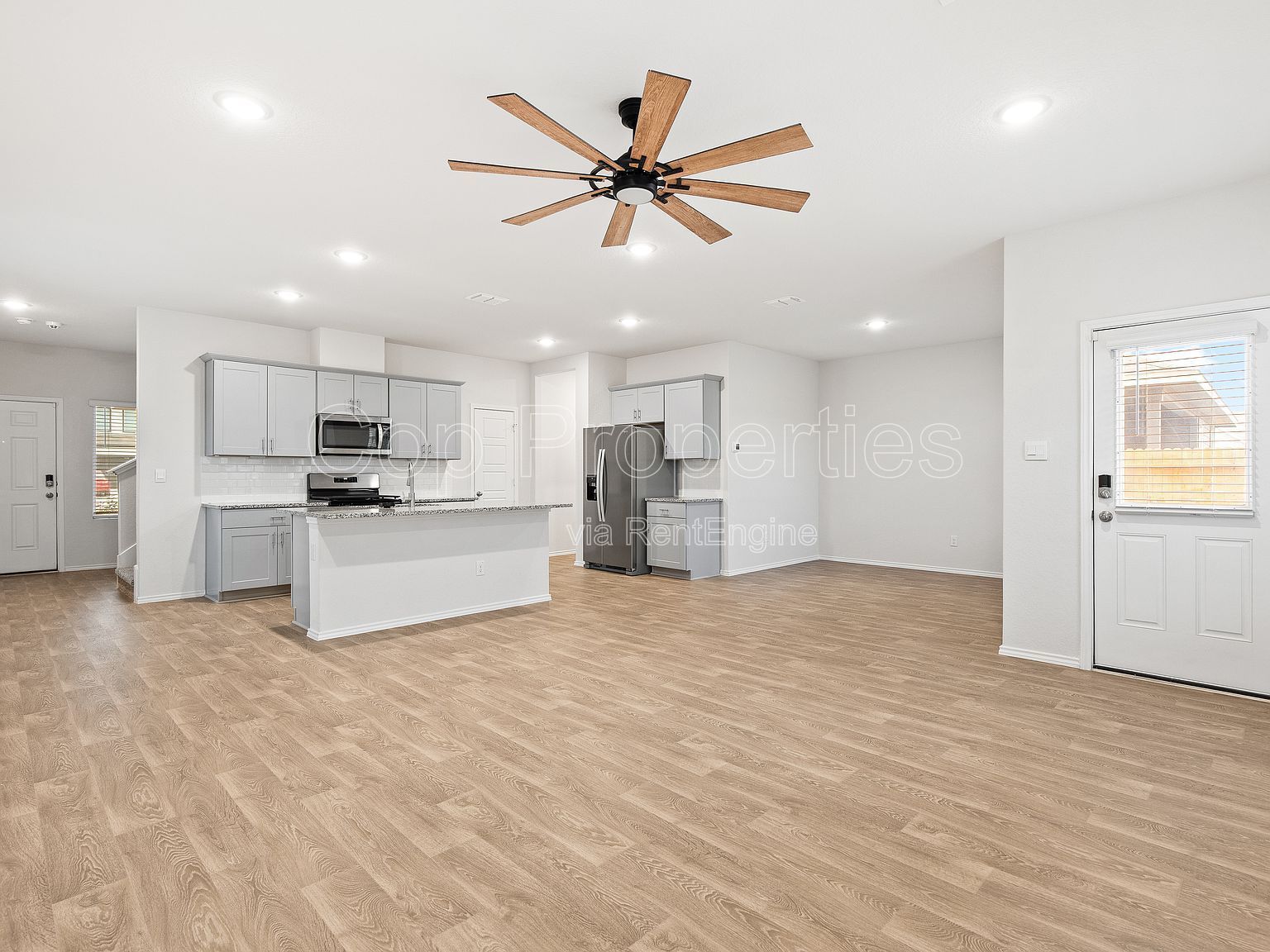 374 Wayne Way property image