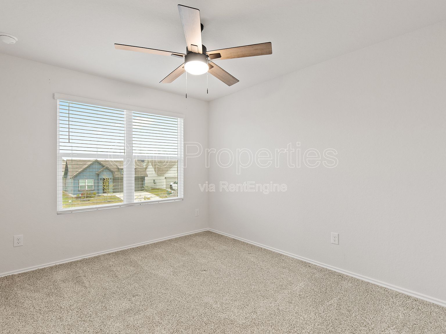 374 Wayne Way property image