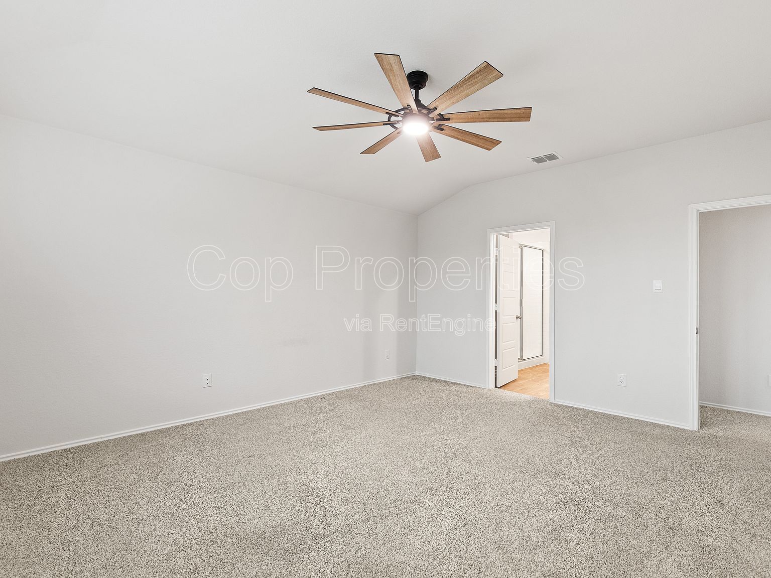 374 Wayne Way property image