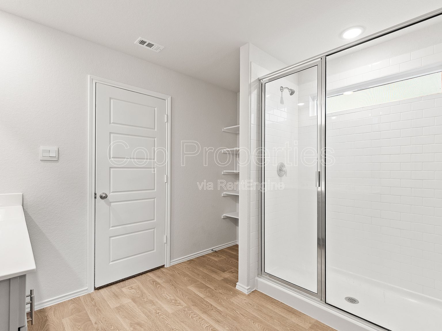 374 Wayne Way property image