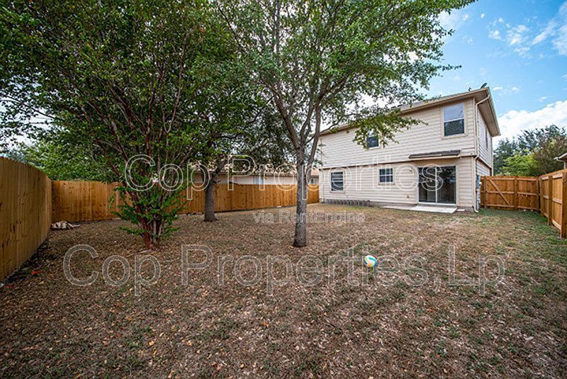 518 Reba property image