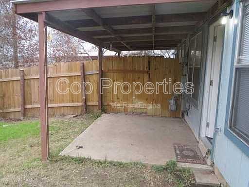 6319 Waddesdon Wood property image