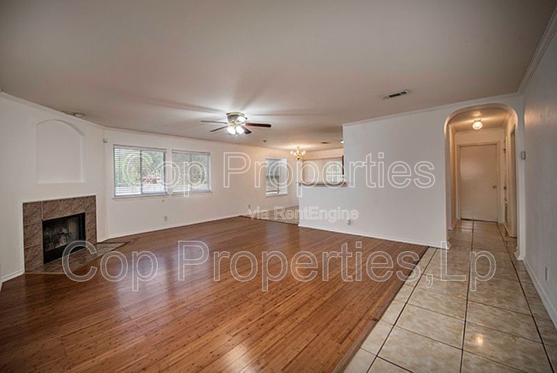 7127 Still Hollow Drive property image