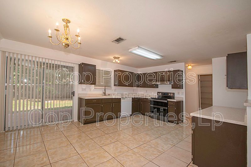 7127 Still Hollow Drive property image