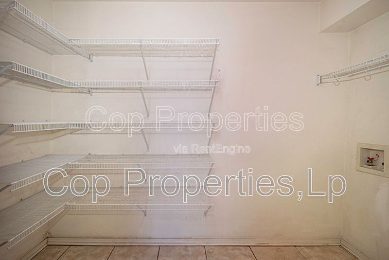 7127 Still Hollow Drive property image