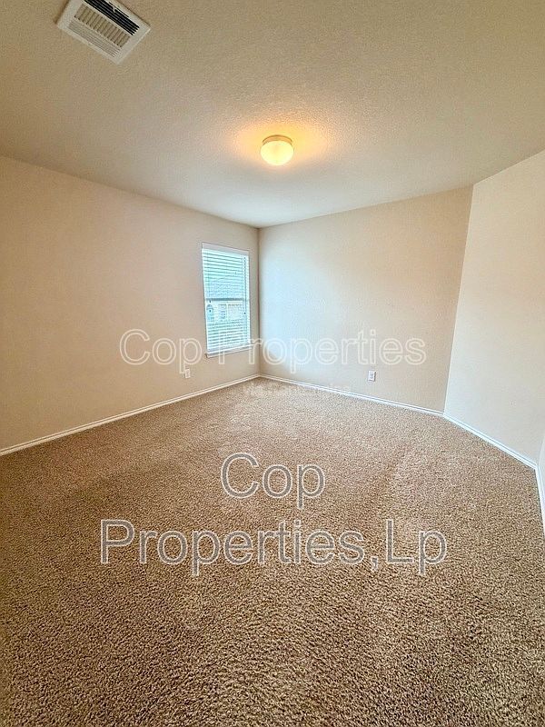 741 Clearbrook Avenue property image