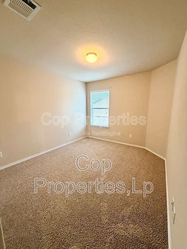 741 Clearbrook Avenue property image