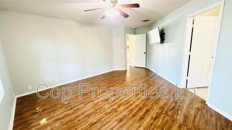 Must See! property image