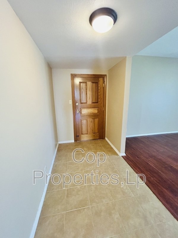 Open property image