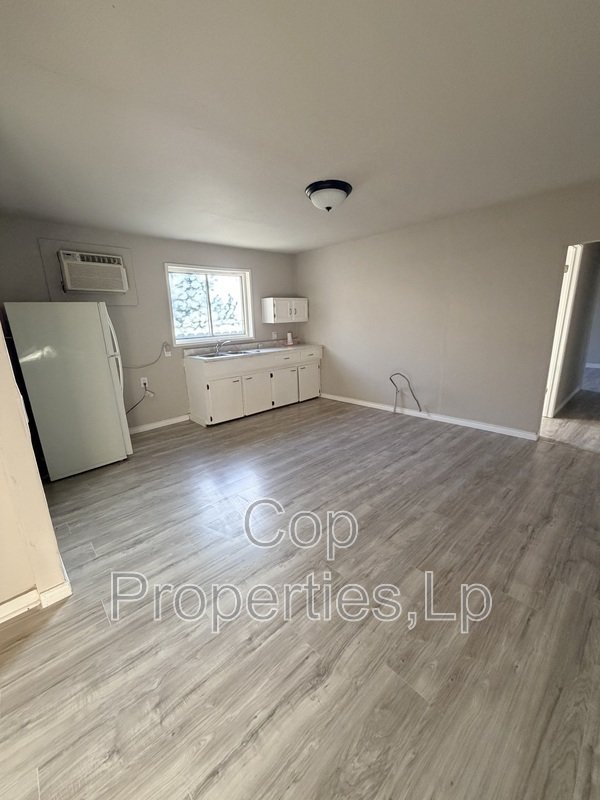 Bright property image